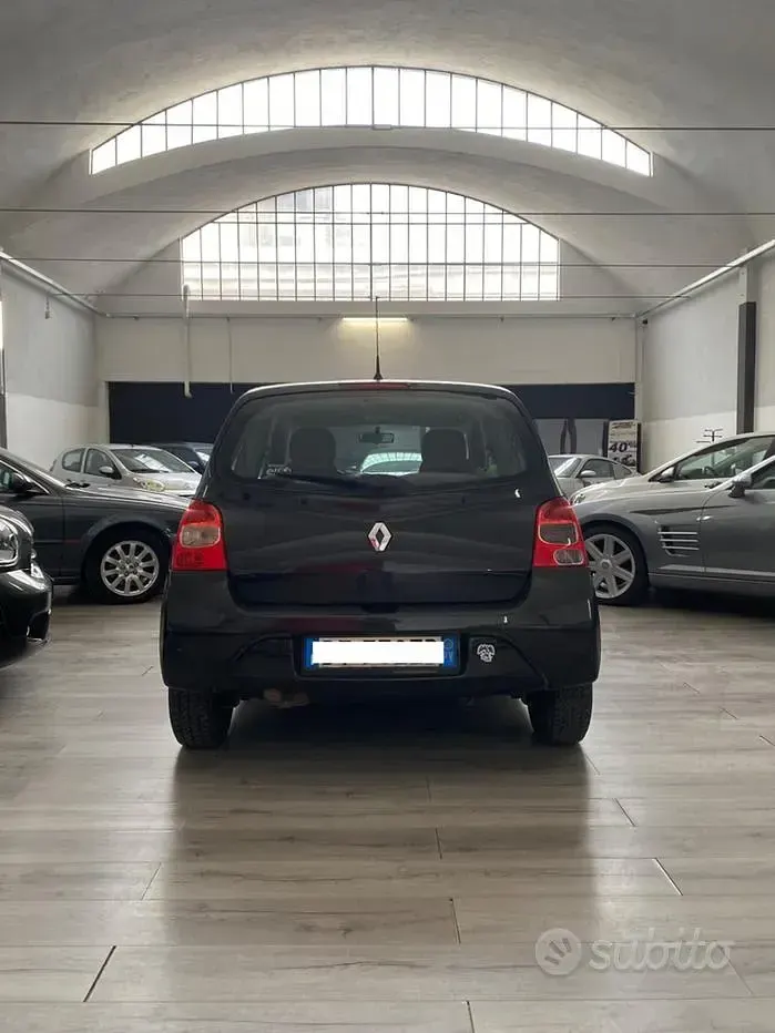 Usata Renault Twingo Dynamique 58 CV (42 kW) 2008 Nero Utilitaria
