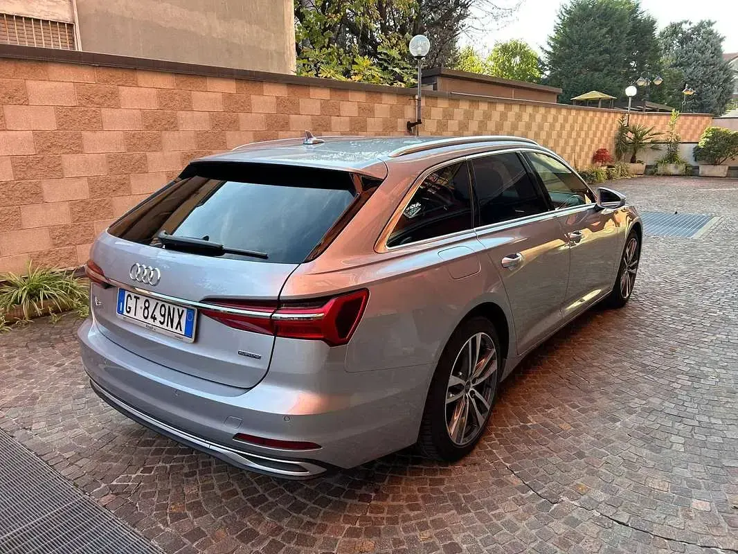 Usata Audi A6 Business 204 CV (150 kW) 2024 Argento Station wagon