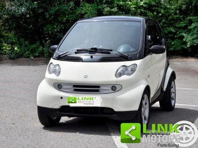 Usata Smart ForTwo Coupé Pulse 61 CV (44 kW) 2007 Bianco Coupé