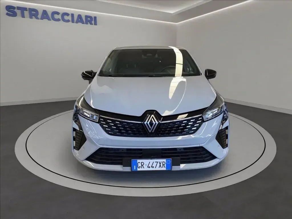 Usata Renault Clio Techno 91 CV (66 kW) 2024 Grigio Utilitaria