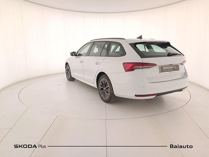 Usata Skoda Octavia Executive 150 CV (110 kW) 2025 Bianco Station wagon
