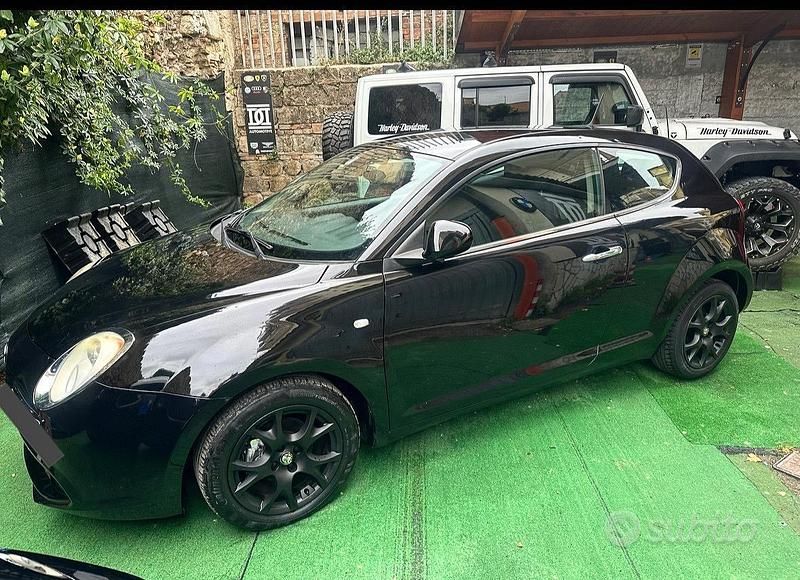 Nero Usata 2010 Alfa Romeo MiTo Due volumi | 4300 € (Ottimo prezzo) - Immagine 1/4