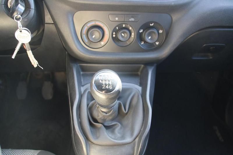 Usata Fiat Doblò Business 105 CV (77 kW) 2022 Bianco Monovolume