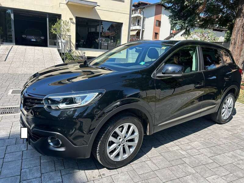 Nero Usata 2016 Renault Kadjar Intens SUV | 10.799 € (Buon prezzo) - Immagine 1/4