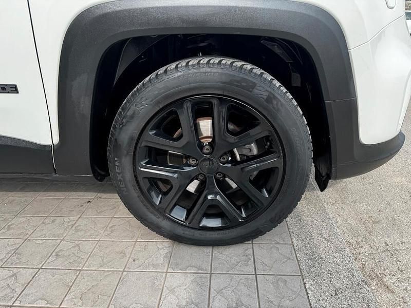 Usata Jeep Renegade Night Eagle 131 CV (96 kW) 2022 Bianco SUV