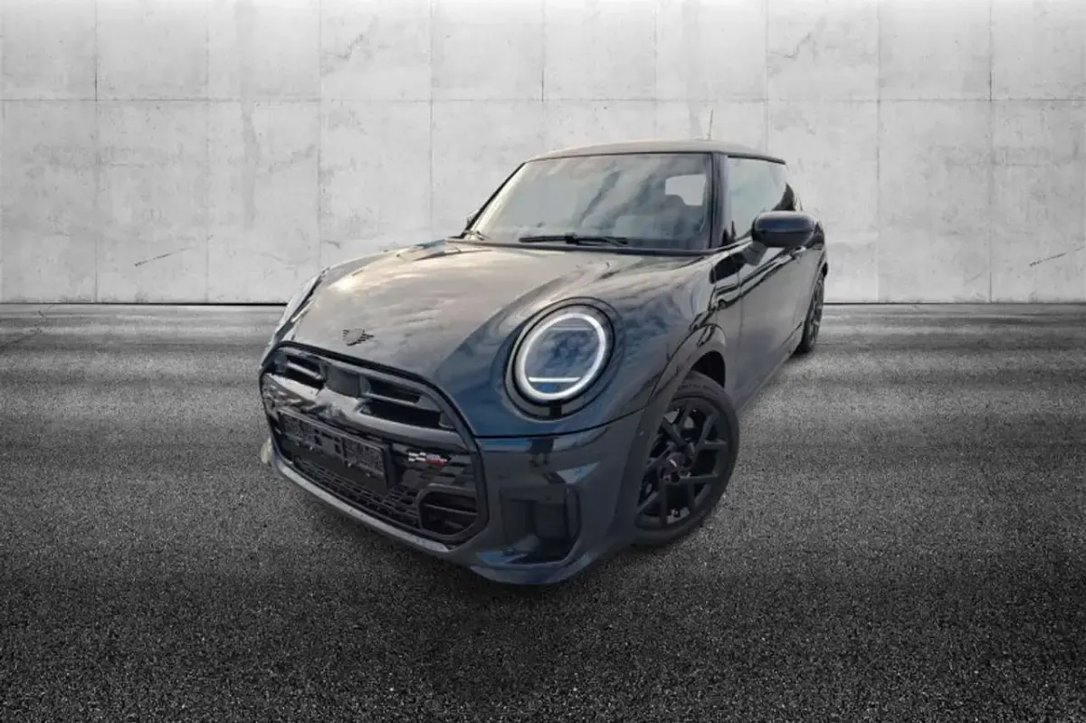 Usata Mini John Cooper Works 204 CV (150 kW) 2024 Grigio Utilitaria