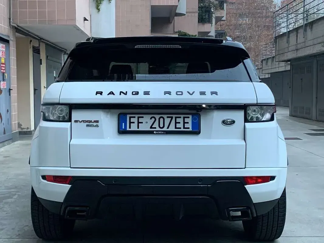 Usata Land Rover Range Rover evoque Dynamic 190 CV (139 kW) 2014 Bianco SUV