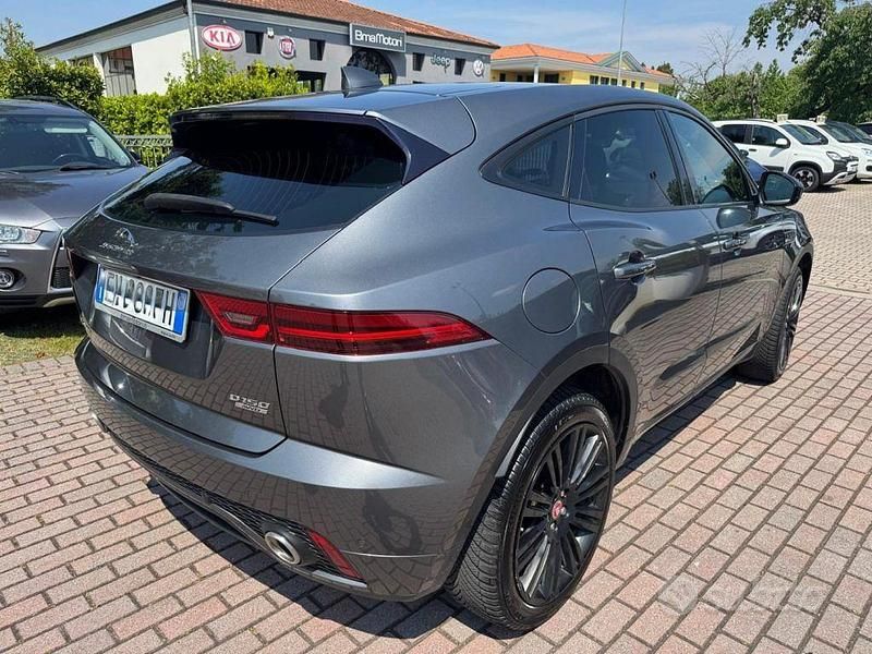Usata Jaguar E-Pace R-Dynamic 150 CV (110 kW) 2018 Grigio scuro SUV
