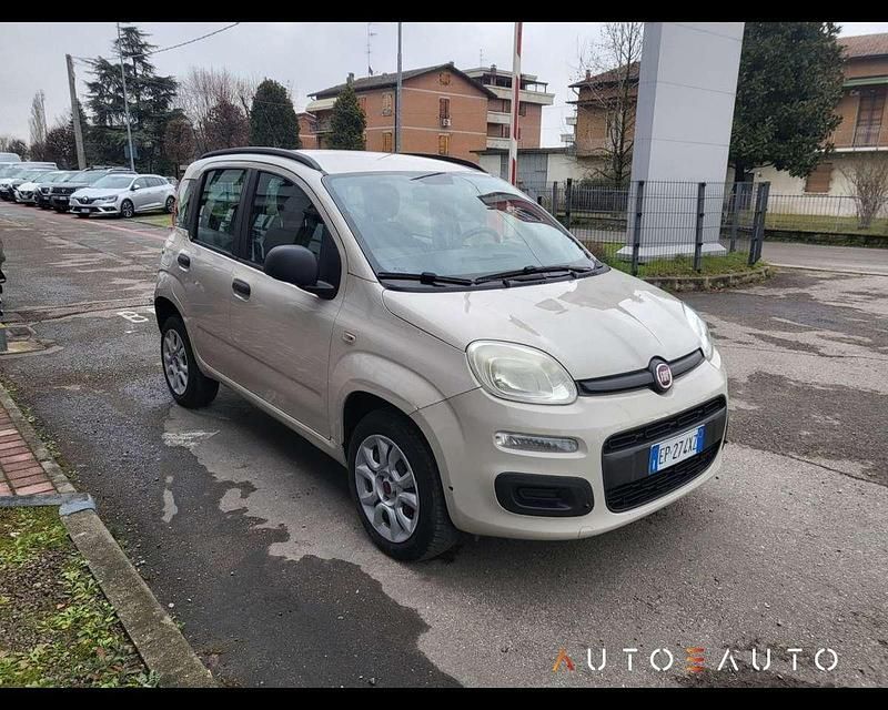 Usata Fiat Panda Easy 80 CV (58 kW) 2013 Argento Berlina
