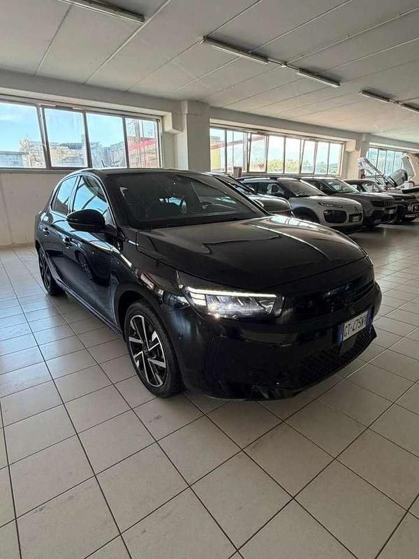 Nero Usata 2024 Opel Corsa Tre volumi | 17.300 € (Cara) - Immagine 1/4