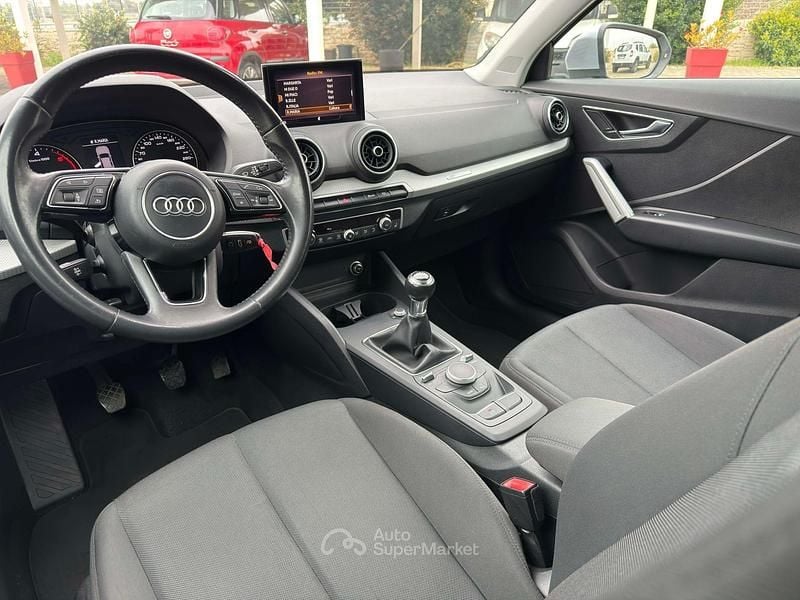Usata Audi Q2 Ambiente 116 CV (85 kW) 2018 Grigio SUV
