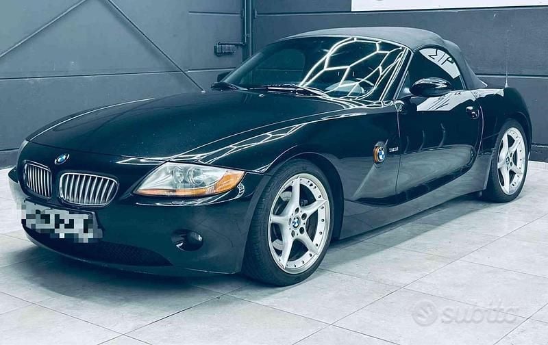 Usata BMW Z4 Performance 231 CV (169 kW) 2004 Nero Cabrio