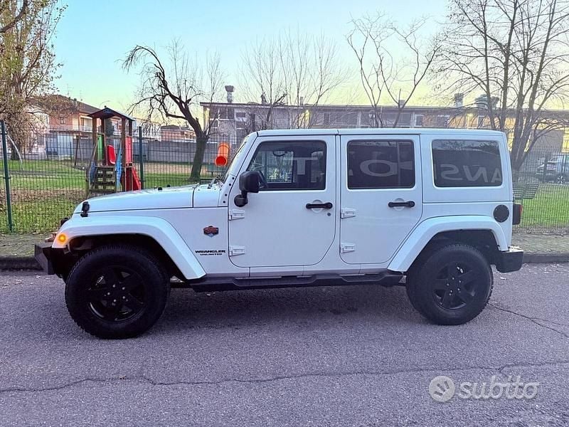 Usata Jeep Wrangler 284 CV (208 kW) 2012 Bianco SUV