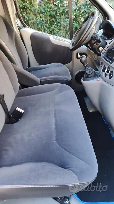 Occasion Renault Trafic Black Edition 145 PK (106 kW) 2011 MPV