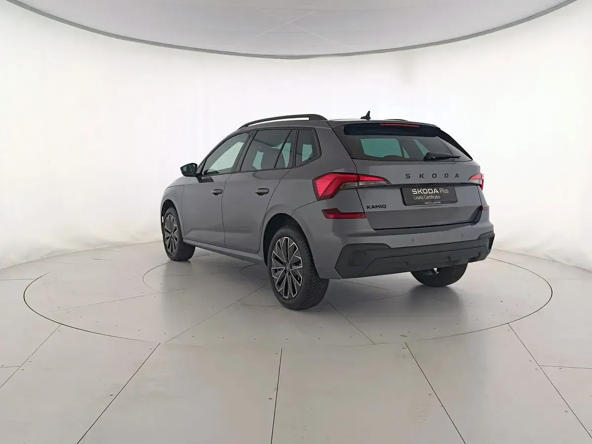 Usata Skoda Kamiq 116 CV (85 kW) 2025 Grigio graphite metallizzato SUV
