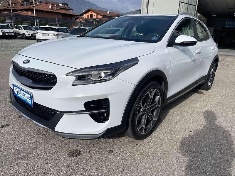 Bianco Usata 2021 Kia XCeed Style SUV | 16.900 € (Buon prezzo) - Immagine 1/4