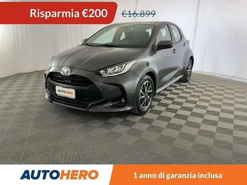Grigio Usata 2022 Toyota Yaris Trend Due volumi | 16.699 € (Buon prezzo) - Immagine 1/3