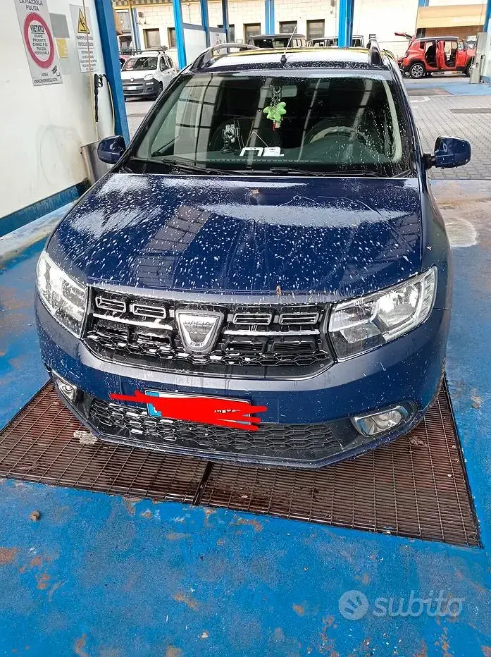 Usata Dacia Logan 75 CV (55 kW) 2018 Blu Berlina