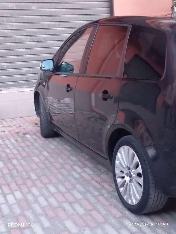 Usata Ford C-MAX Titanium 109 CV (80 kW) 2009 Monovolume