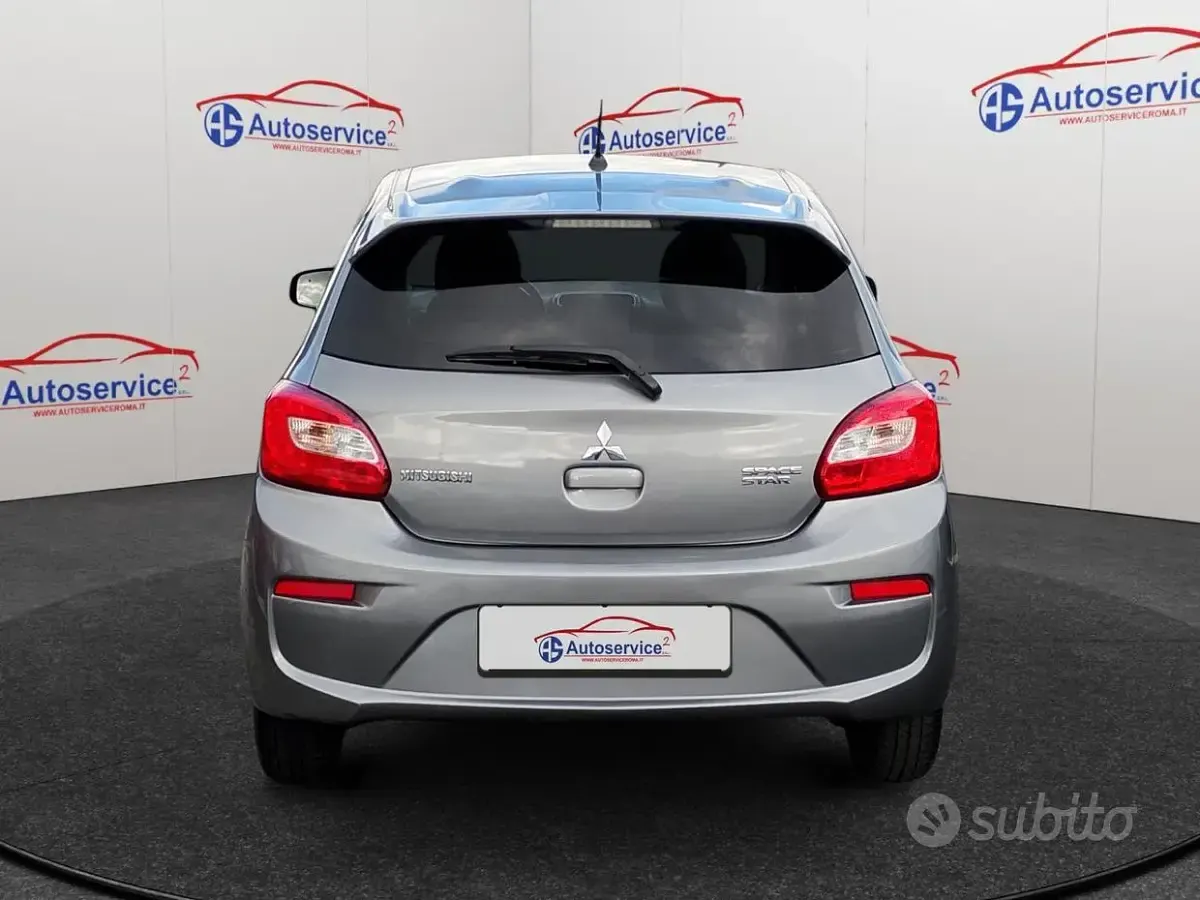 Usata Mitsubishi Space Star Intense 71 CV (52 kW) 2019 Grigio Utilitaria