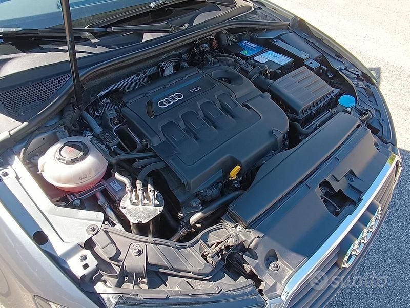 Usata Audi A3 116 CV (85 kW) 2018 Grigio Berlina