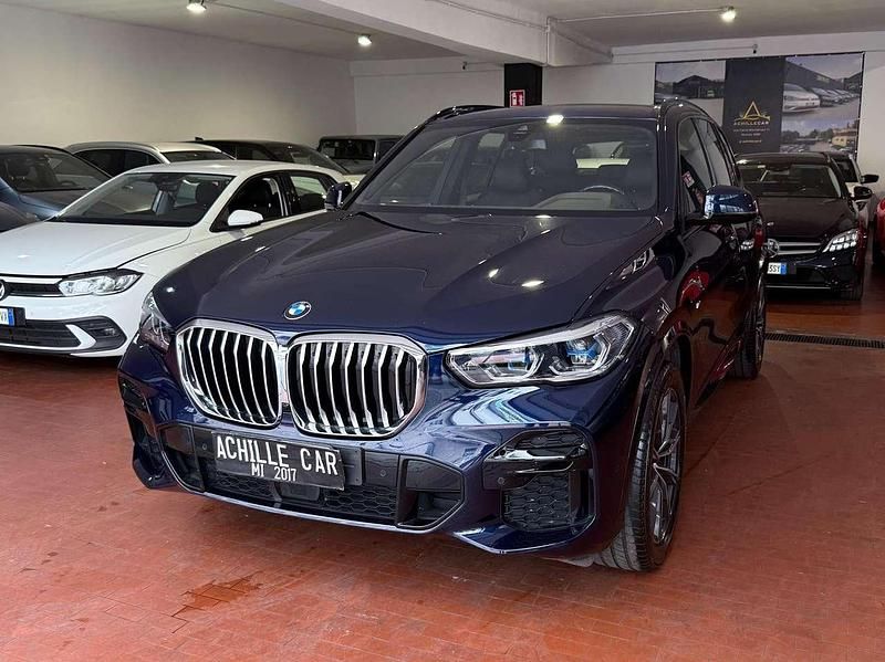 Blu/azzurro Usata 2022 BMW X5 M Sport SUV | 49.900 € (Super prezzo) - Immagine 1/4