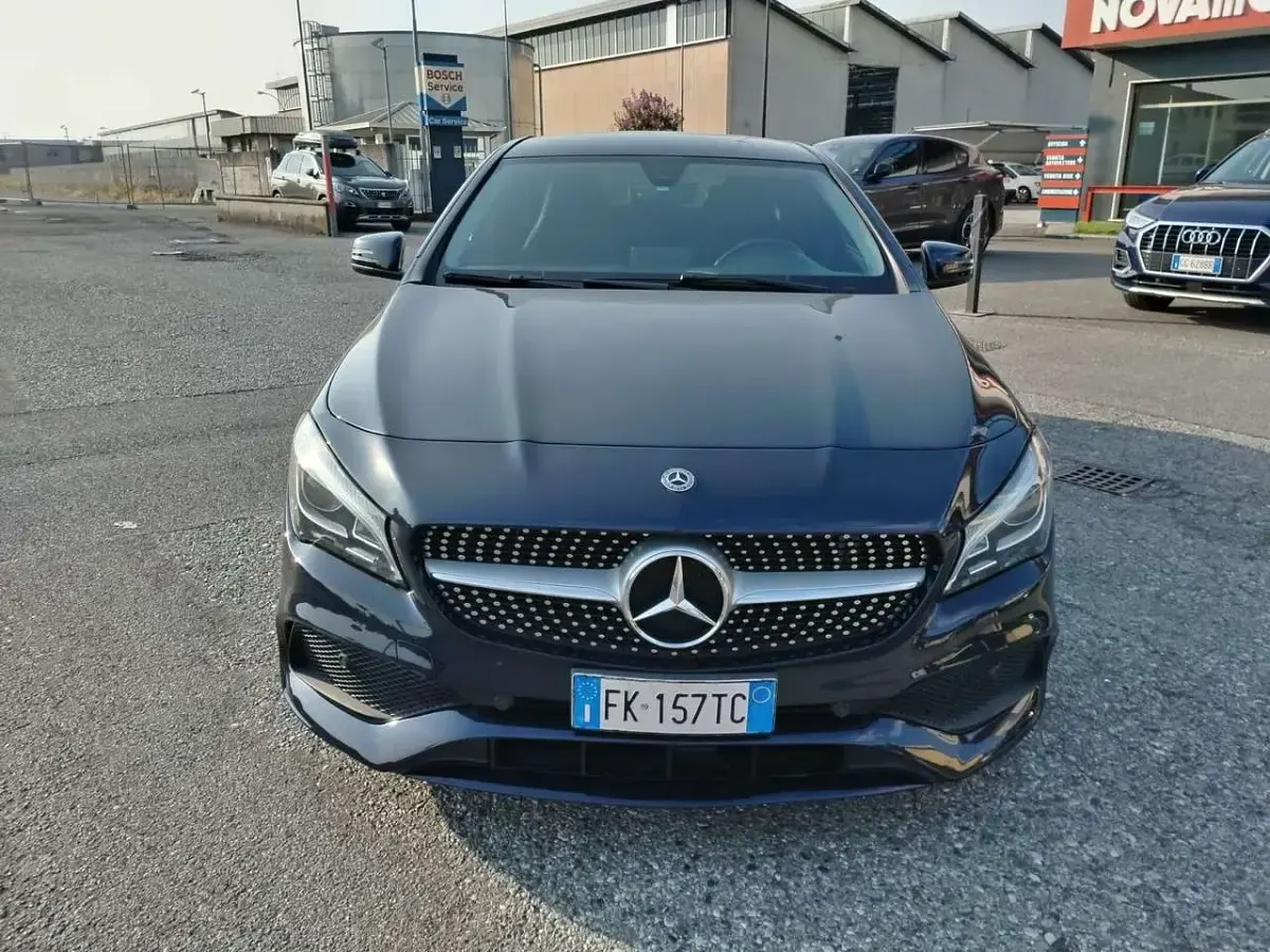 Usata Mercedes CLA220 Premium 177 CV (130 kW) 2017 Nero Coupé