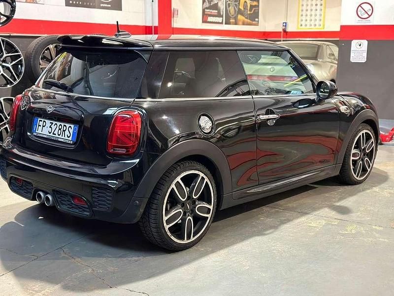 Usata Mini Cooper SD Business 170 CV (125 kW) 2018 Utilitaria