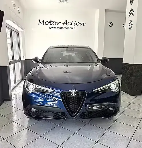 Usata Alfa Romeo Stelvio 190 CV (139 kW) 2020 Blu SUV