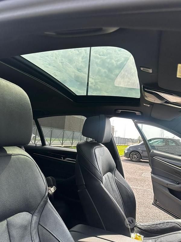 Usata BMW 540 M Sport 320 CV (235 kW) 2023 Nero Berlina