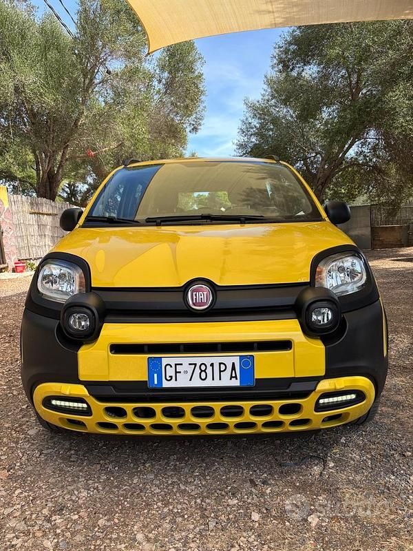 Usata 2021 Fiat Panda Cross Cross Due volumi | 12.500 € (Buon prezzo) - Immagine 1/4