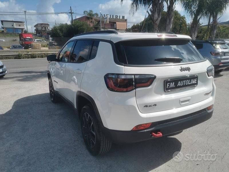Usata Jeep Compass Trailhawk 170 CV (125 kW) 2018 Bianco SUV