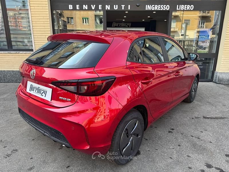 Nuova MG MG3 Comfort 116 CV (85 kW) 2026 Rosso Utilitaria