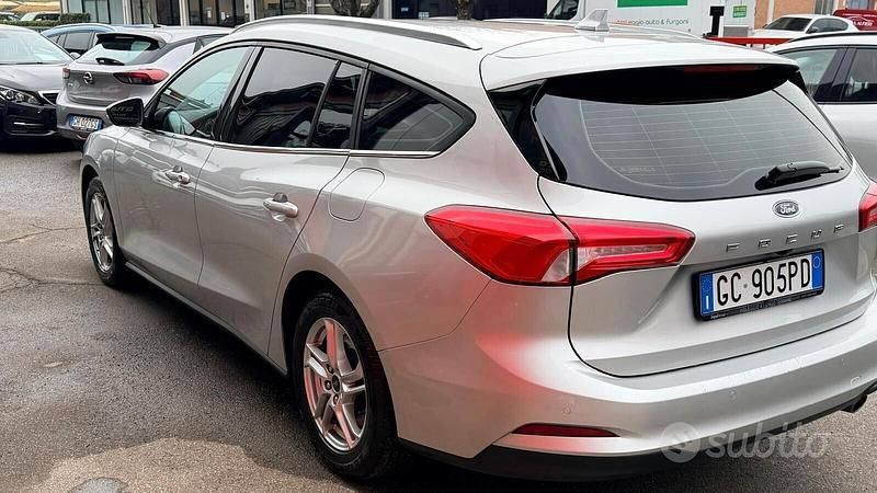 Usata Ford Focus Active 120 CV (88 kW) 2020 Grigio Station wagon