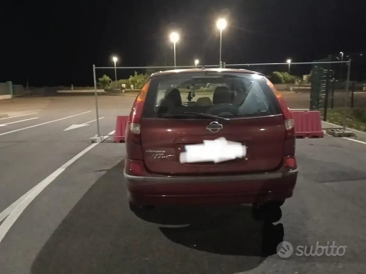 Usata Nissan Almera 114 CV (83 kW) 2000 Rosso Monovolume