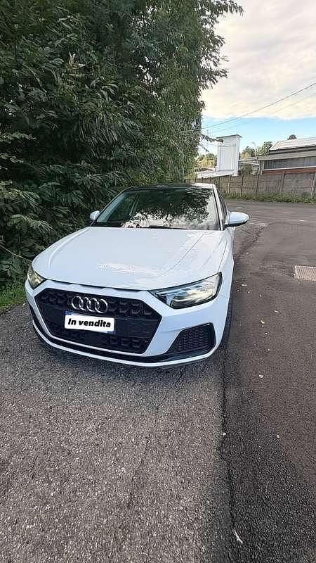 Usata 2020 Audi A1 Sportback Admired Utilitaria | 17.000 € (Buon prezzo) - Immagine 1/4