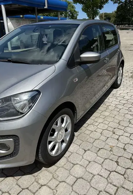 Usata VW up! Highline 75 CV (55 kW) 2013 Utilitaria