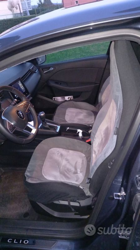 Usata Renault Clio V 86 CV (63 kW) 2020 Blu Utilitaria
