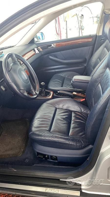 Usata Audi A6 150 CV (110 kW) 2000 Grigio Berlina