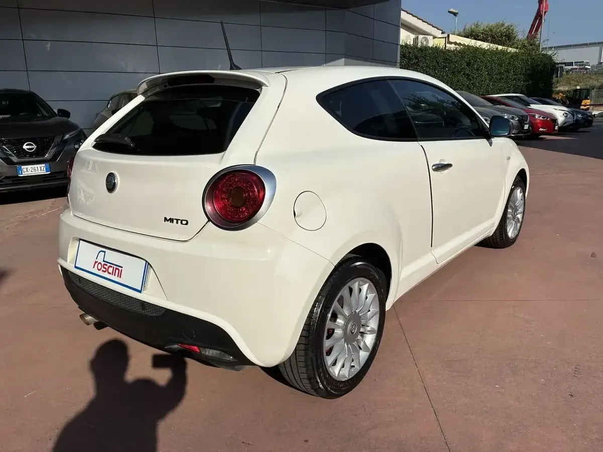 Usata Alfa Romeo MiTo 77 CV (56 kW) 2017 Bianco Utilitaria