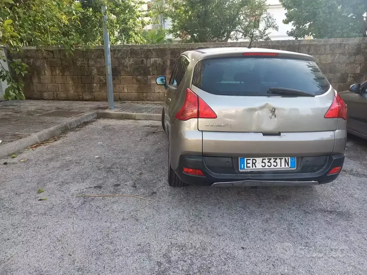 Usata Peugeot 3008 109 CV (80 kW) 2010 Marrone Station wagon