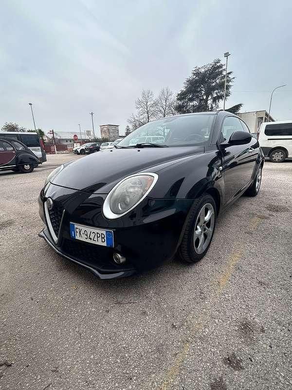 Usata Alfa Romeo MiTo Super 95 CV (69 kW) 2017 Nero Utilitaria