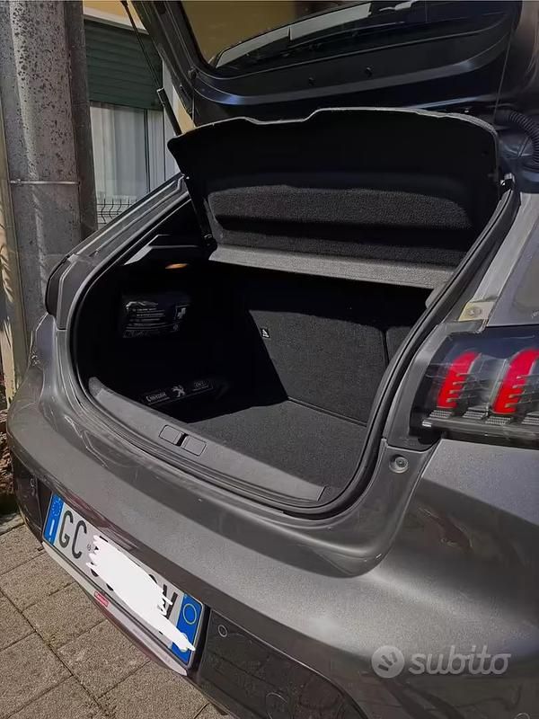 Gebraucht Peugeot 208 101 PS (74 kW) 2020 Grau Kleinwagen