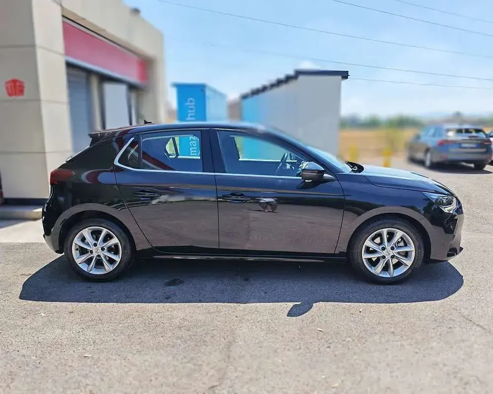 Usata Opel Corsa Elegance 101 CV (74 kW) 2022 Nero Utilitaria