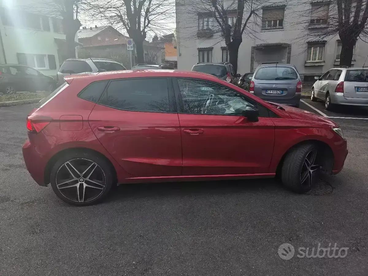 Usata Seat Ibiza FR 90 CV (66 kW) 2020 Rosso Utilitaria