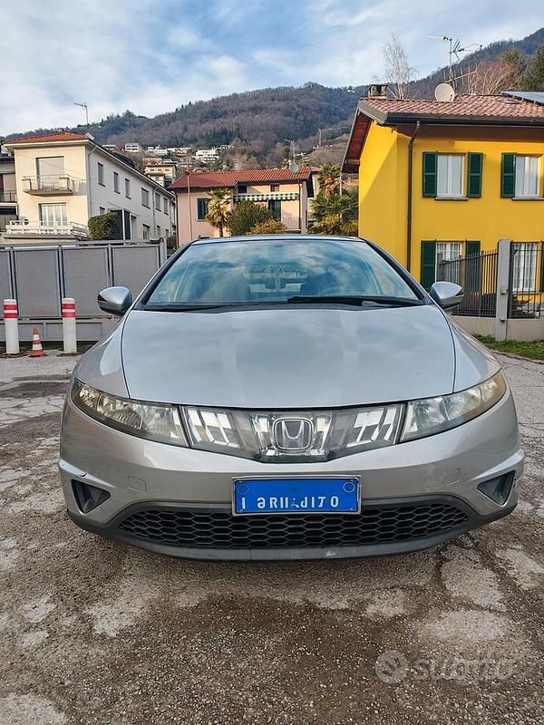 Usata Honda Civic 2008 Grigio Berlina