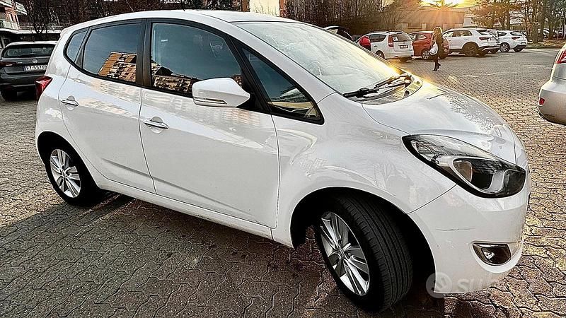 Usata Hyundai ix20 90 CV (66 kW) 2013 Bianco Utilitaria