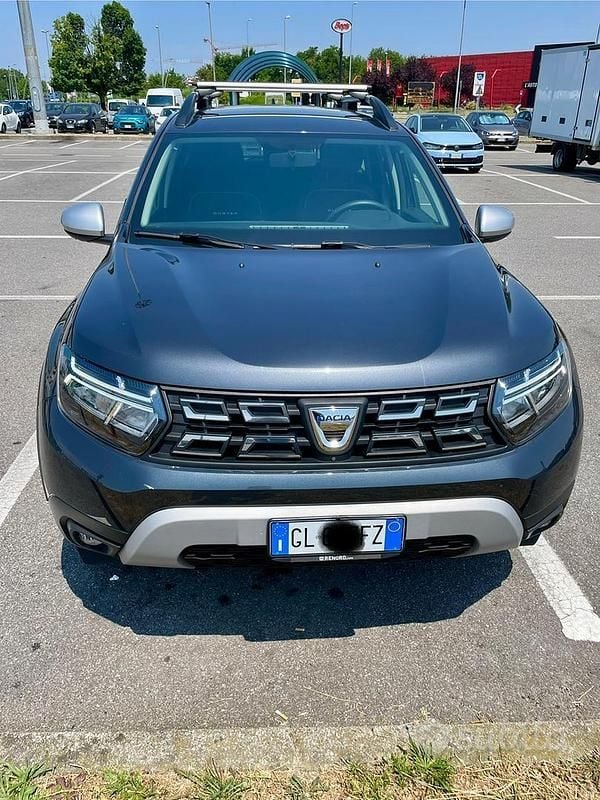 Usata Dacia Duster 101 CV (74 kW) 2022 Grigio SUV