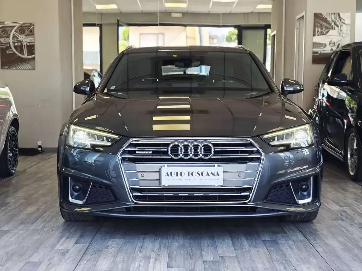 Usata Audi A4 Ambiente 190 CV (139 kW) 2019 Grigio Station wagon