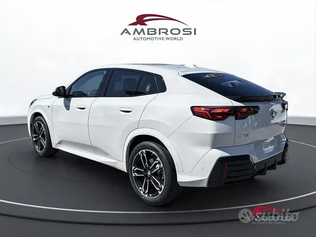 Ny BMW X2 M Sport 150 HK (110 kW) 2025 Vit SUV